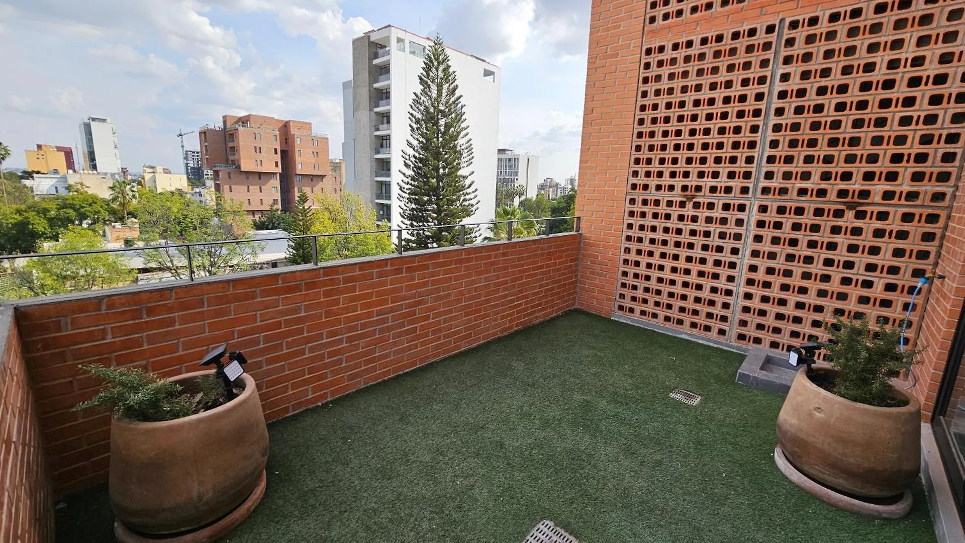 Torre Luum By Duna Stays Guadalajara 0*,  Messico